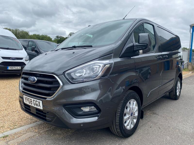 FORD TRANSIT CUSTOM 280 LIMITED 2.0 130 AUTO 2018