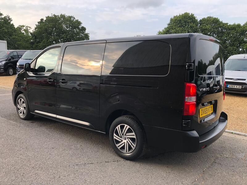 VAUXHALL VIVARO 1.5 Turbo D 2900 Dynamic LWB 2019