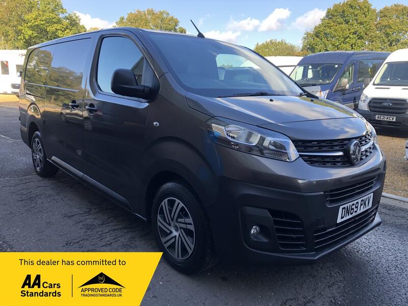 VAUXHALL VIVARO 1.5 Turbo D 2900 Dynamic L2H1 2019