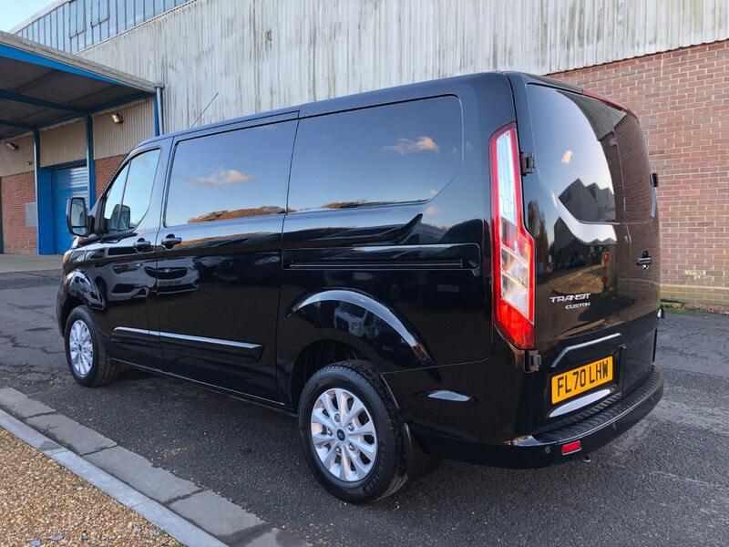 FORD TRANSIT CUSTOM 320 LIMITED 2.0 170 AUTO 2020