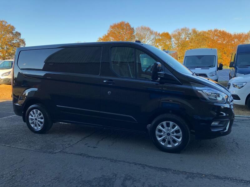 FORD TRANSIT CUSTOM 320 LIMITED 2.0 170 AUTO 2020