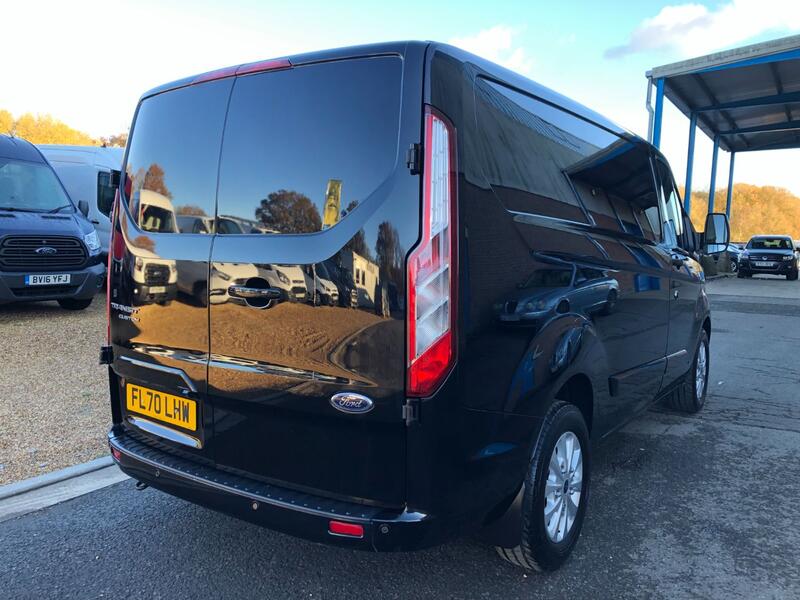 FORD TRANSIT CUSTOM 320 LIMITED 2.0 170 AUTO 2020